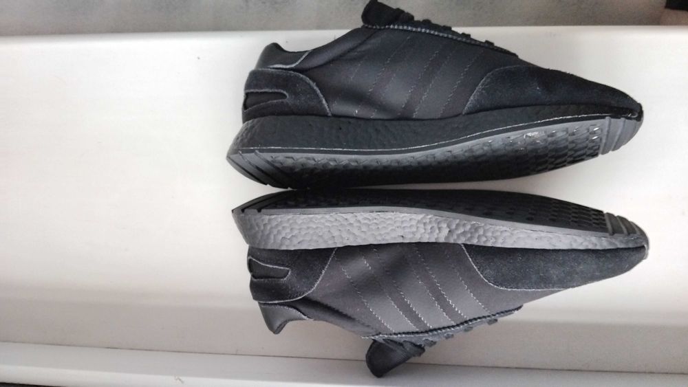 Adidas 45 р28 см кросівки