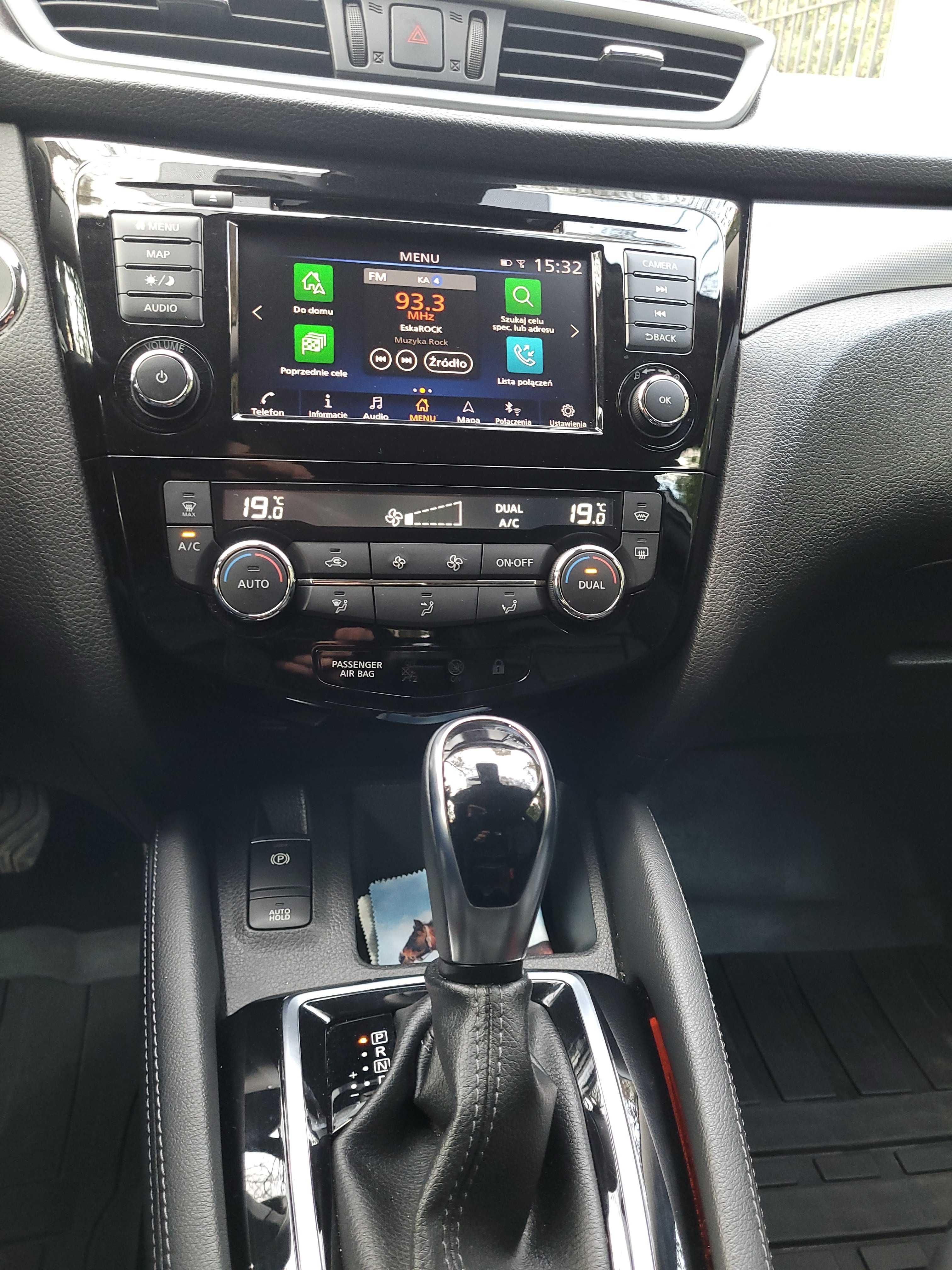 Nissan Qashqai 1,3 160 KM,automat, bezwypadkowy