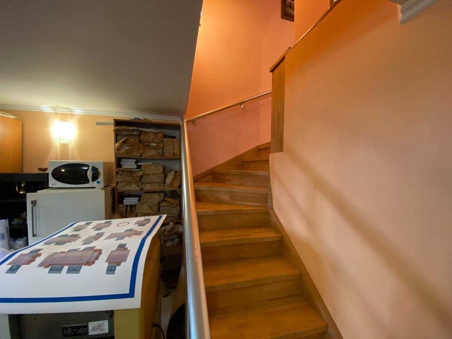 Продаж будинку під ваш бізнес. с.Немішаєве. Варшавська траса ID:700