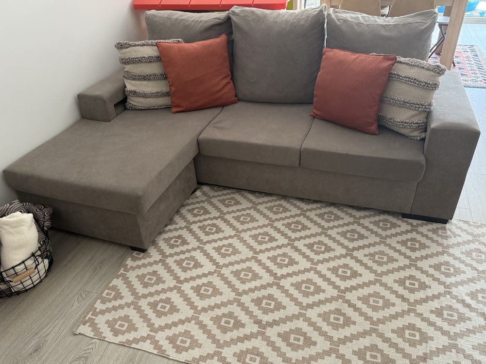 Sofá 3 lugares com chaise long