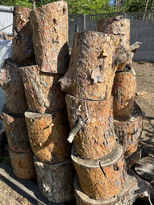 Drewno na opał pocięte na kawałki