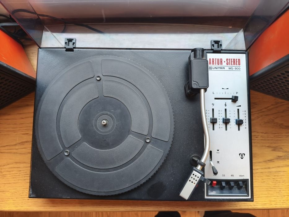 Gramofon Unitra Artur WG 903  winyl płyt adapter z głośnikami
