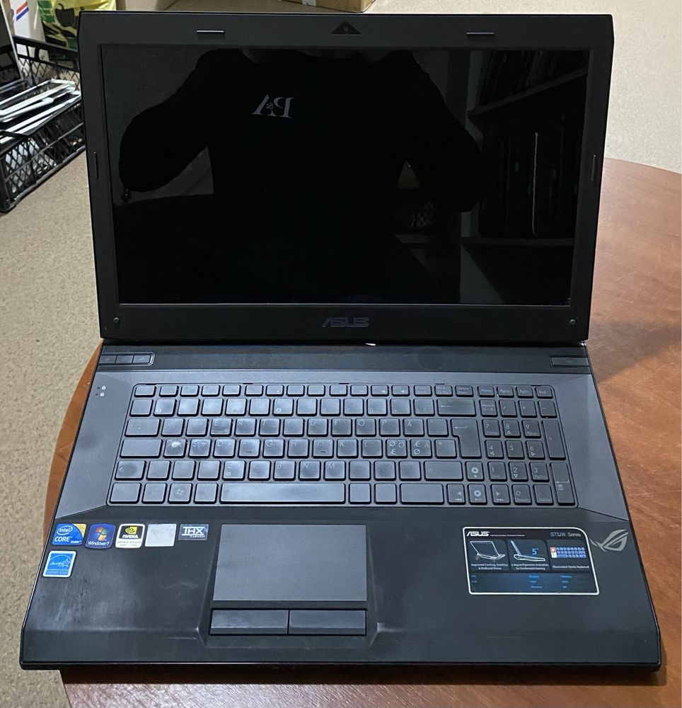 ноутбук Asus G73JW 17"/4GB RAM/120GB SSD/i7 Q740! N1156