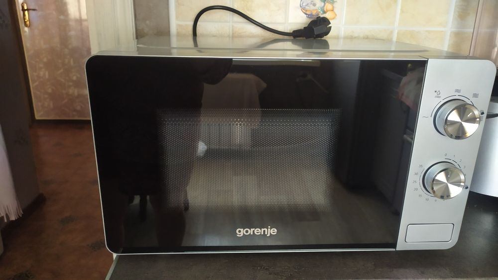 Мікроволновка Gorenje МО17Е1S