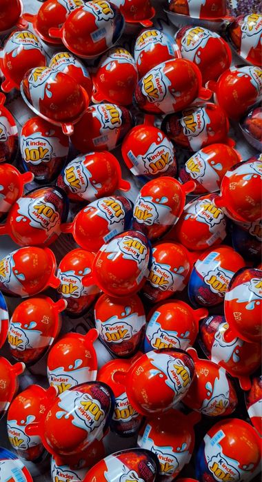 kinder joy яйця та фігурки, серія stranger things , Вілл