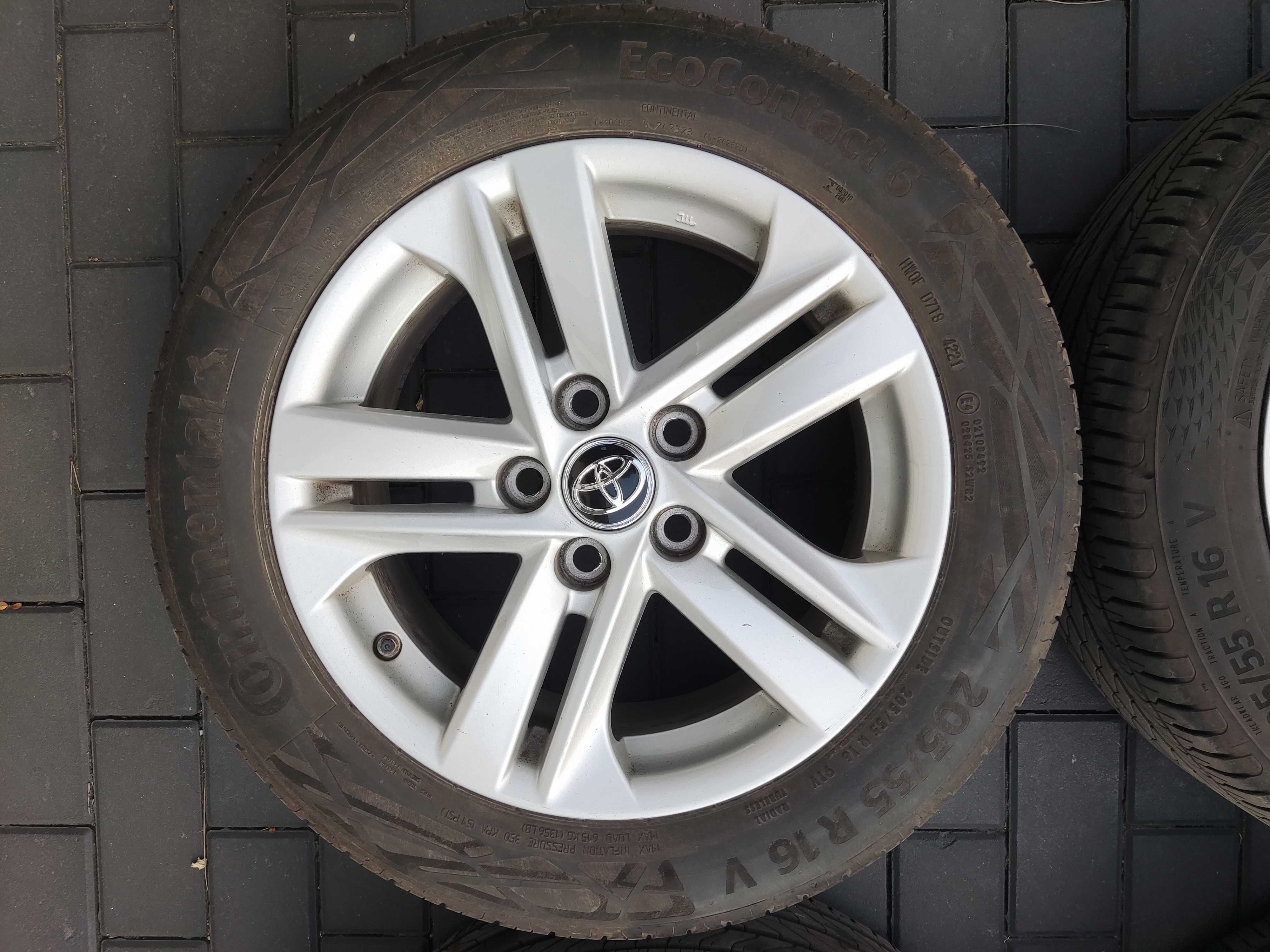 Koła 16' Toyota Corolla e21, oryginał, czujniki, lato