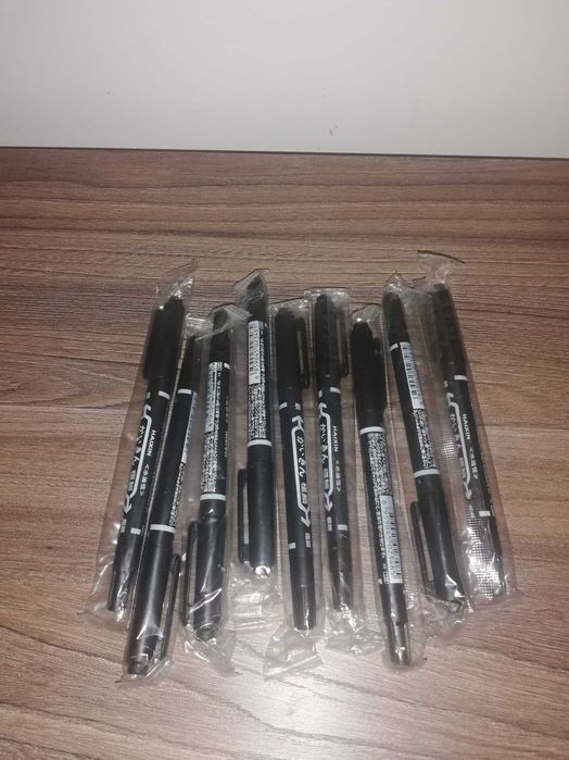 9 szt. markerów do tatuażu (czarnych).