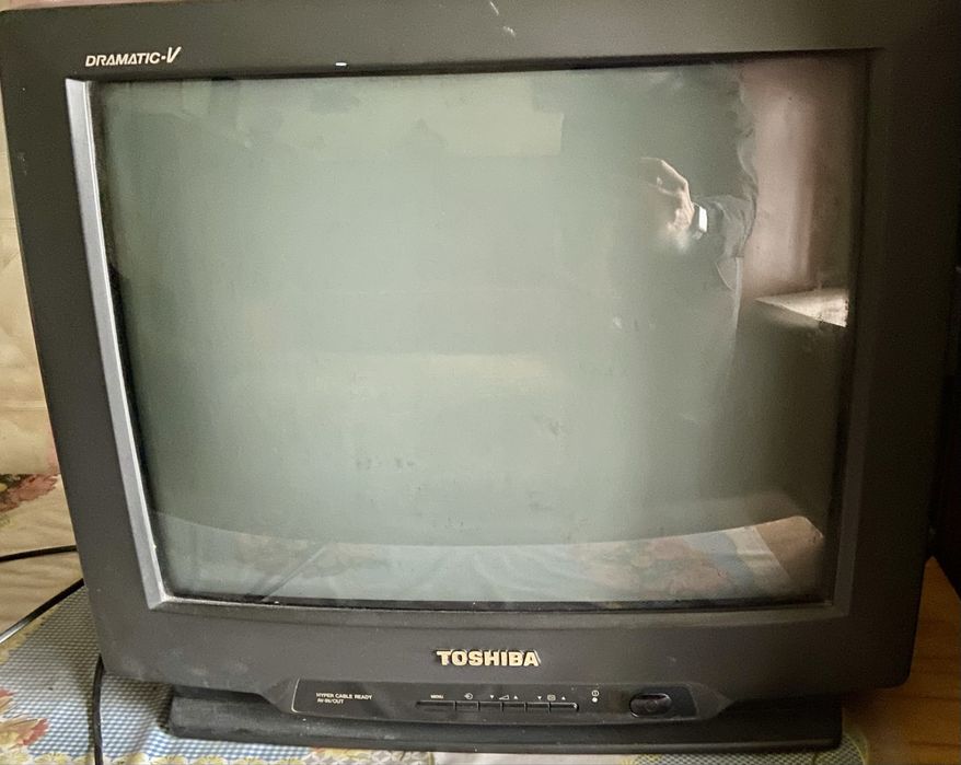 Телевізор TOSHIBA 2150XS