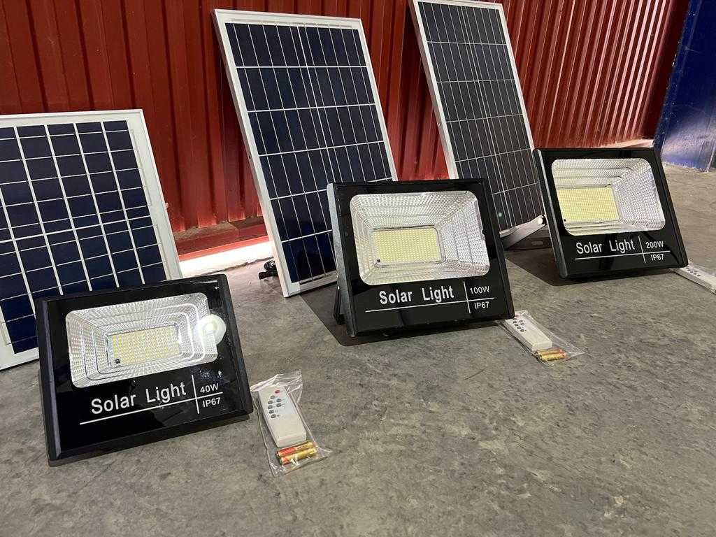 Projetores SOLARES LED - 100% Autónomos - NOVOS