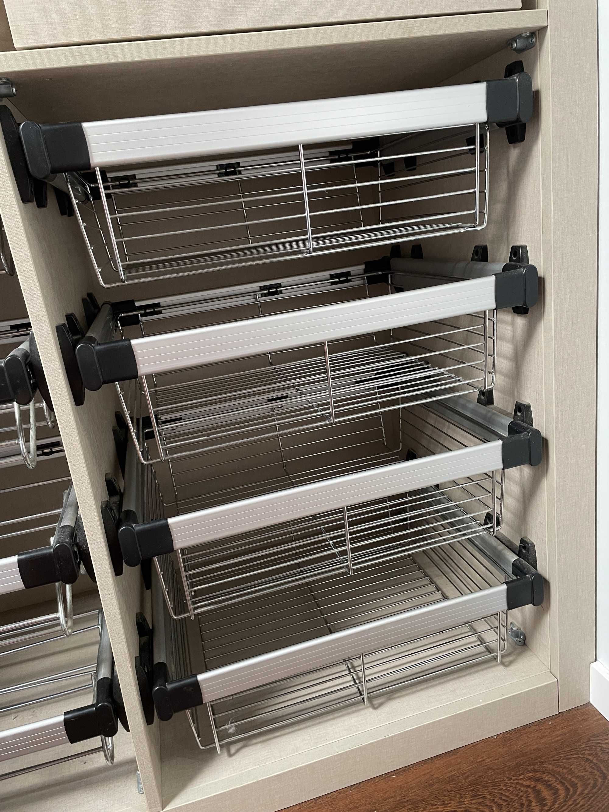 Vendo Mecanismos de Gaveta Prateleiras Deslizantes para Roupeiro, Novo