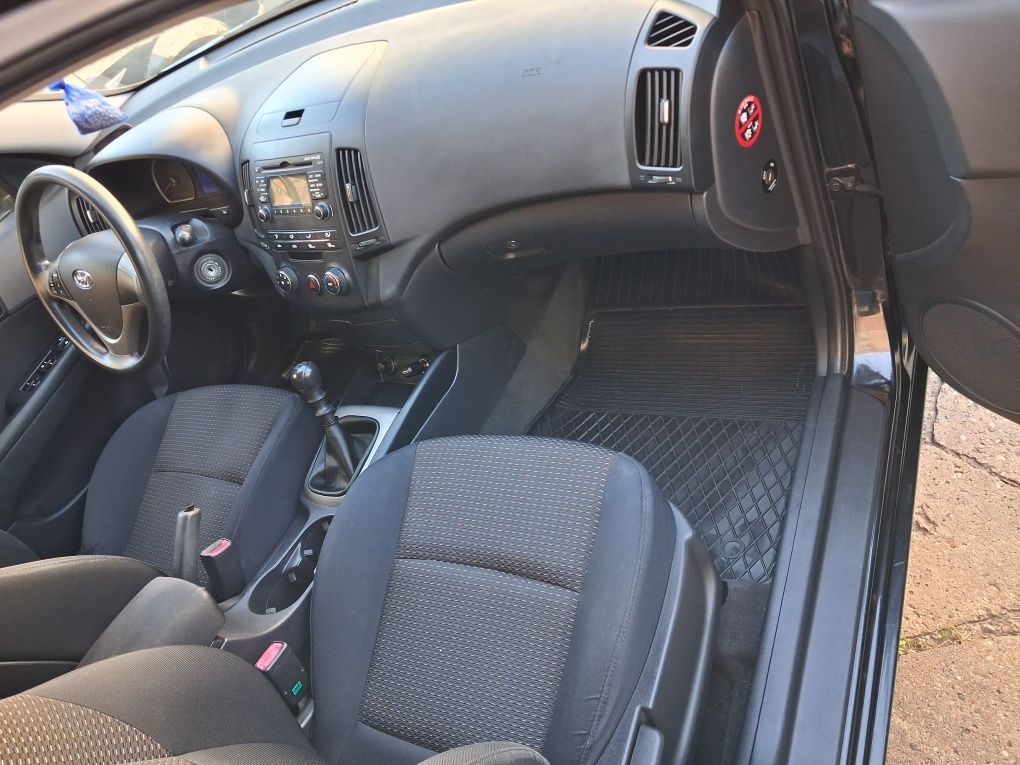 Hyundai i30 1.6 crdi od os prywatnej