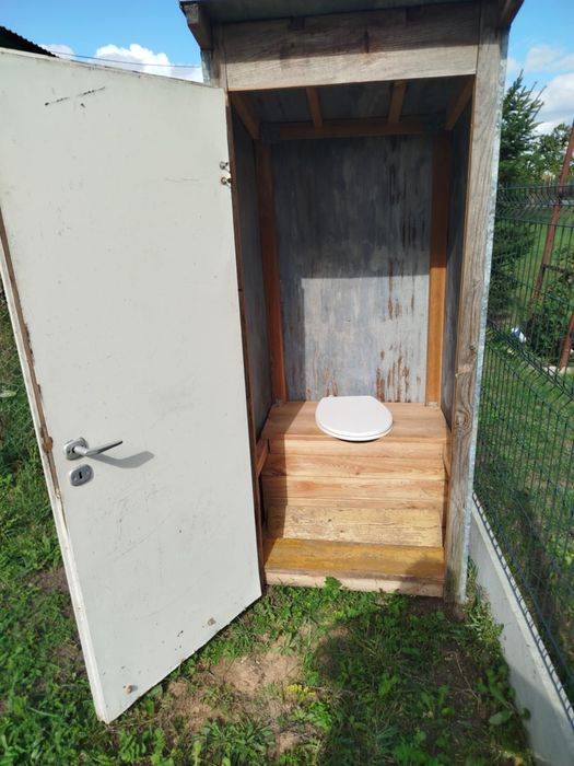 Wychodek, toaleta budowlana,WC,