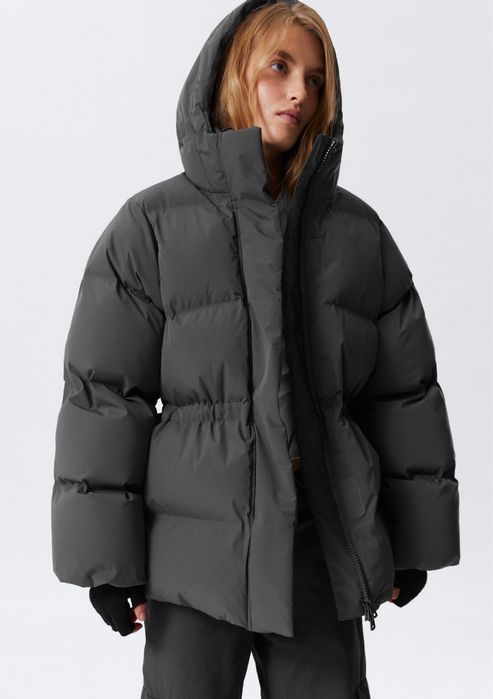 Пуффер вікдей weekday hm теплий сірий