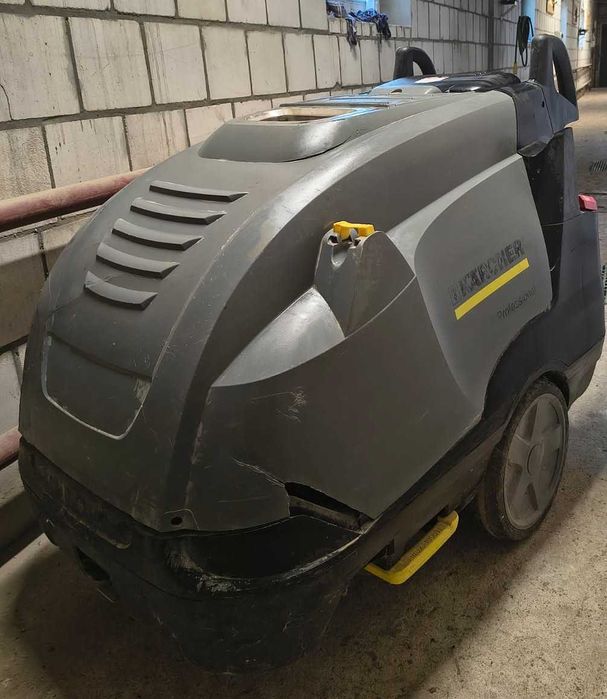Karcher Professional HDS 8/18-4M z podgrzewaniem wody, używany