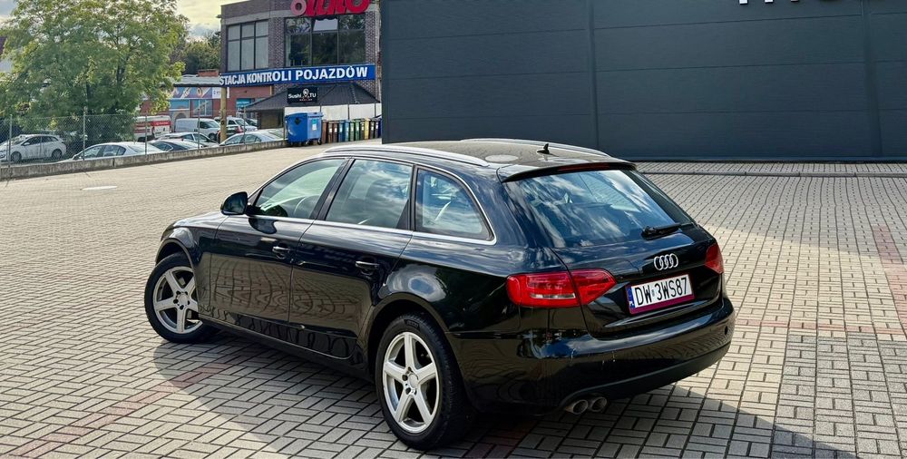 Audi A4 B8 2.0 TDI / 170 KM / Kombi / 2008 / Skóra / Alufelgi