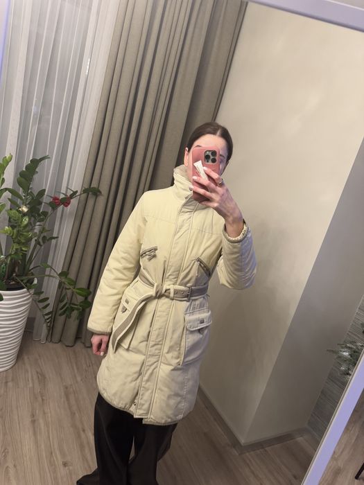 Пальто-куртка зимнее Max Mara S в идеале