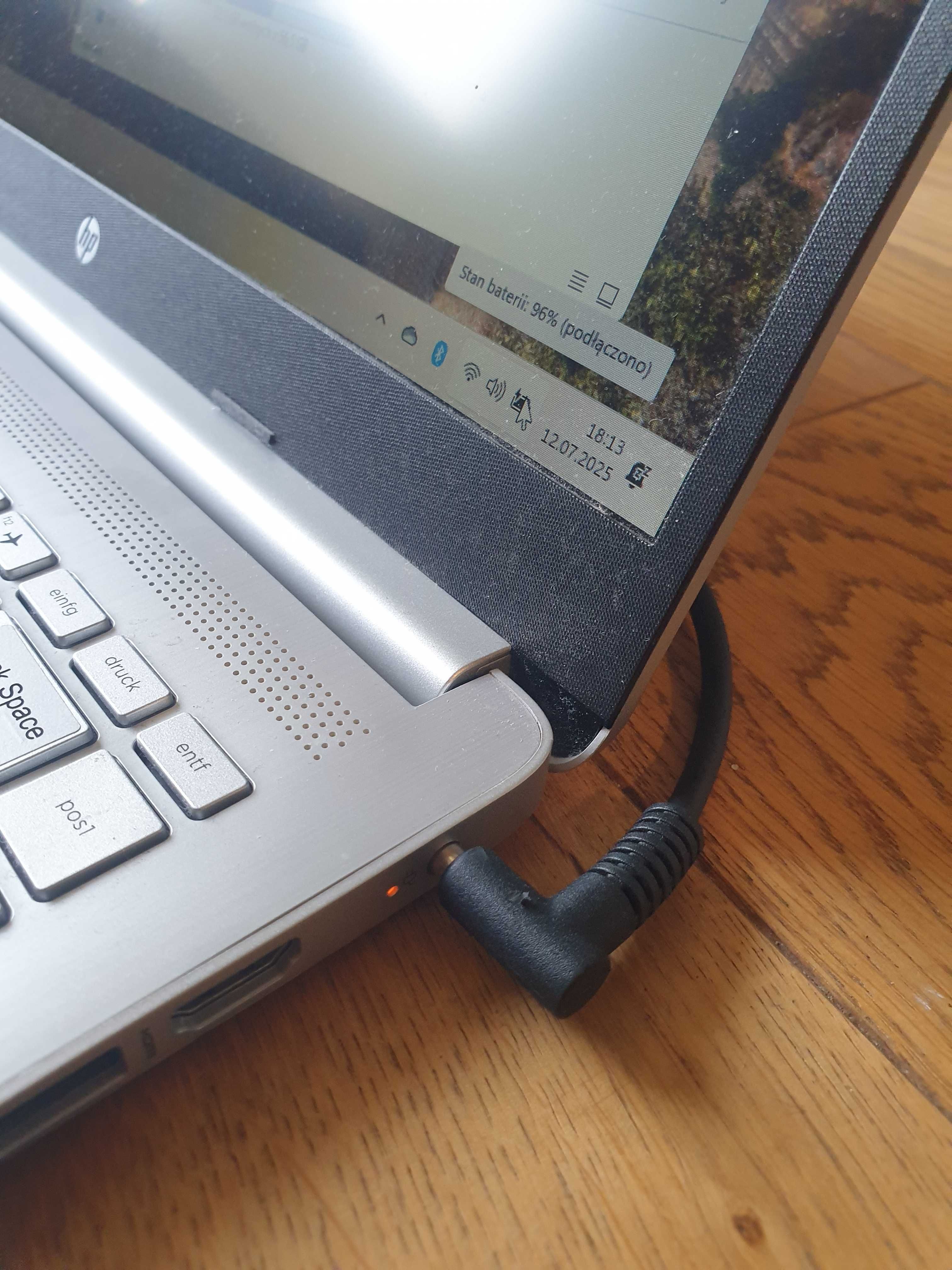 Laptop HP 14s-fq0xxx – AMD 3020e, 4GB RAM, Dysk 64 GB – STAN BDB!