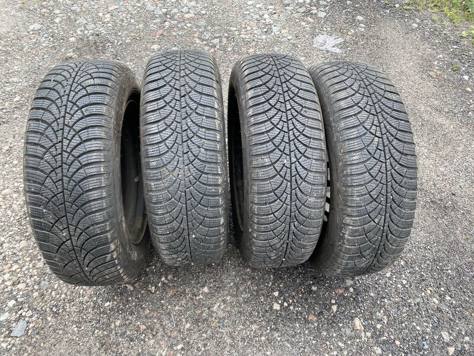 Продам зимние шини Goodyear 195/65/15 на дисках