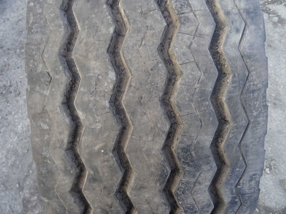 Opona 385/65R22.5 LEAO A 928  (750 netto)