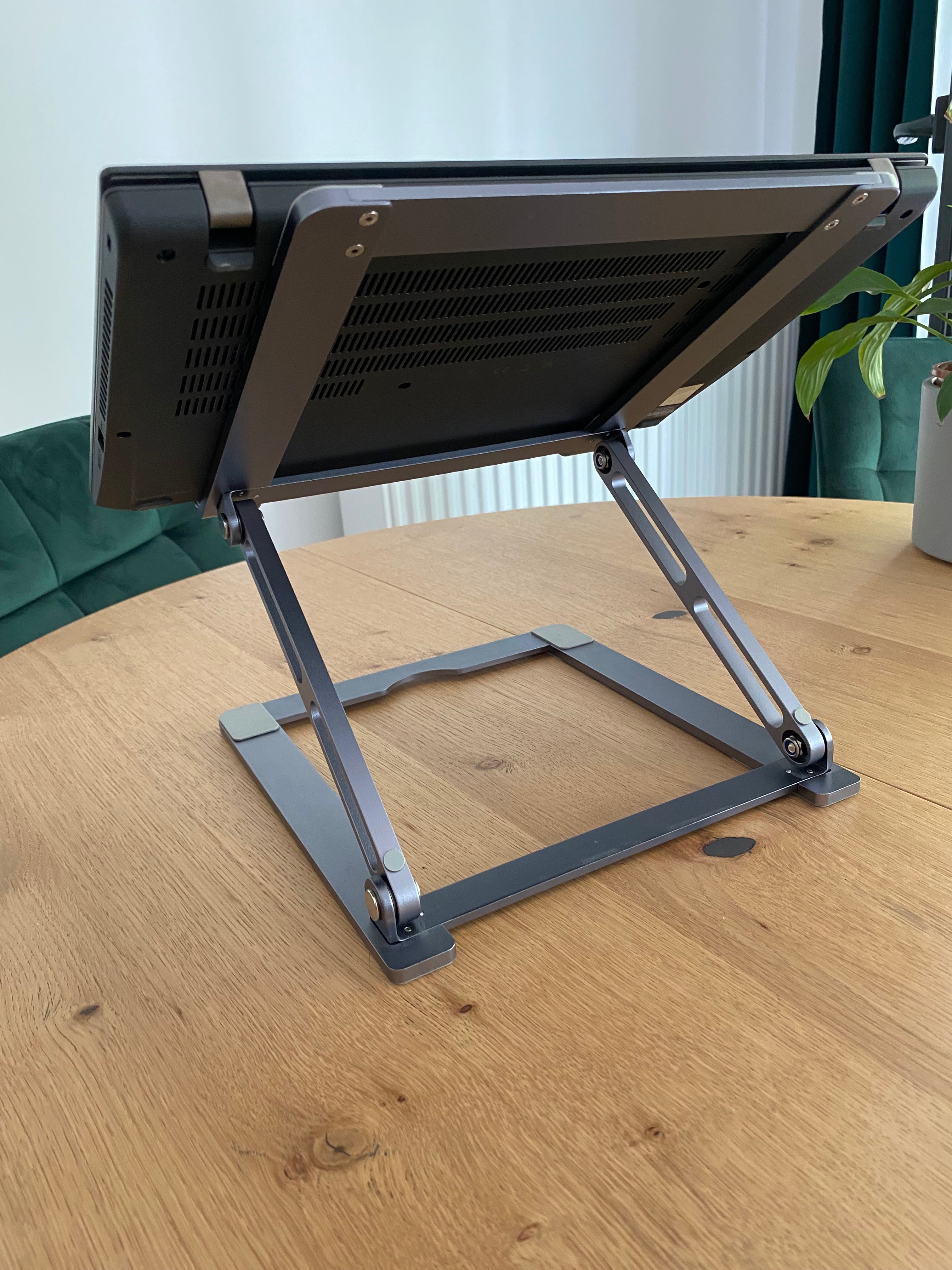 Podstawka pod laptopa