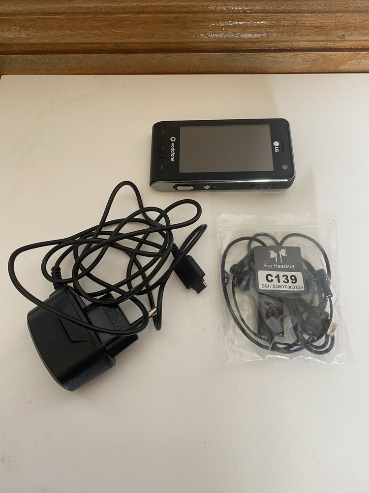 Telemóvel LG como novo