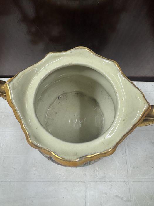 Urna vintage royal satsuma