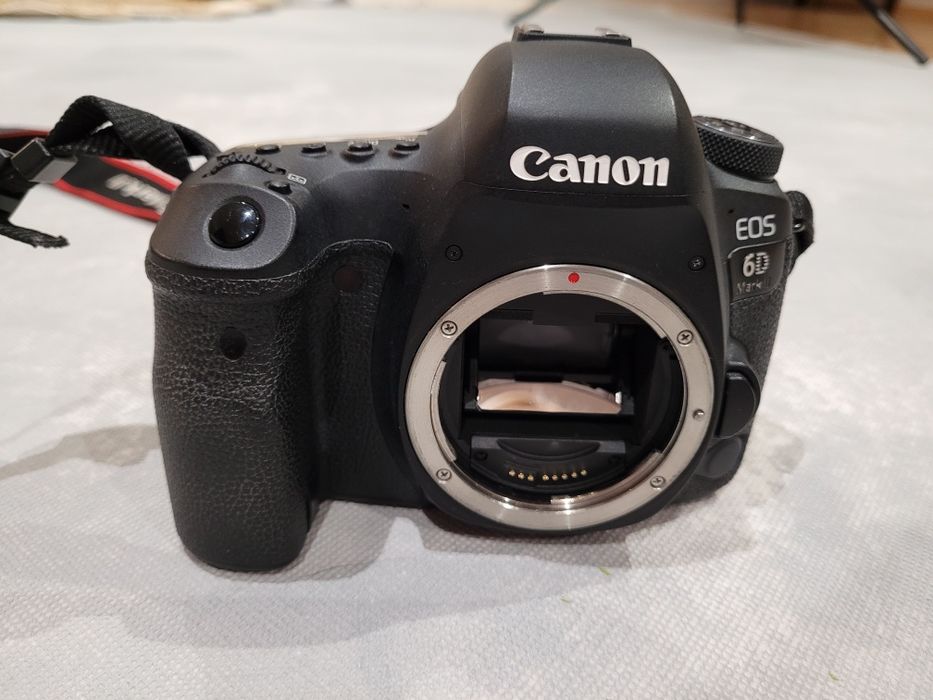 Canon 6 D mark II stan bdb lustrzanka