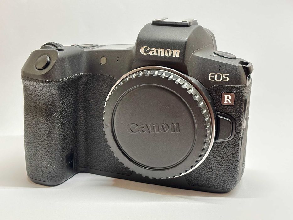 Aparat bezlusterkowy Canon R - stan BDB