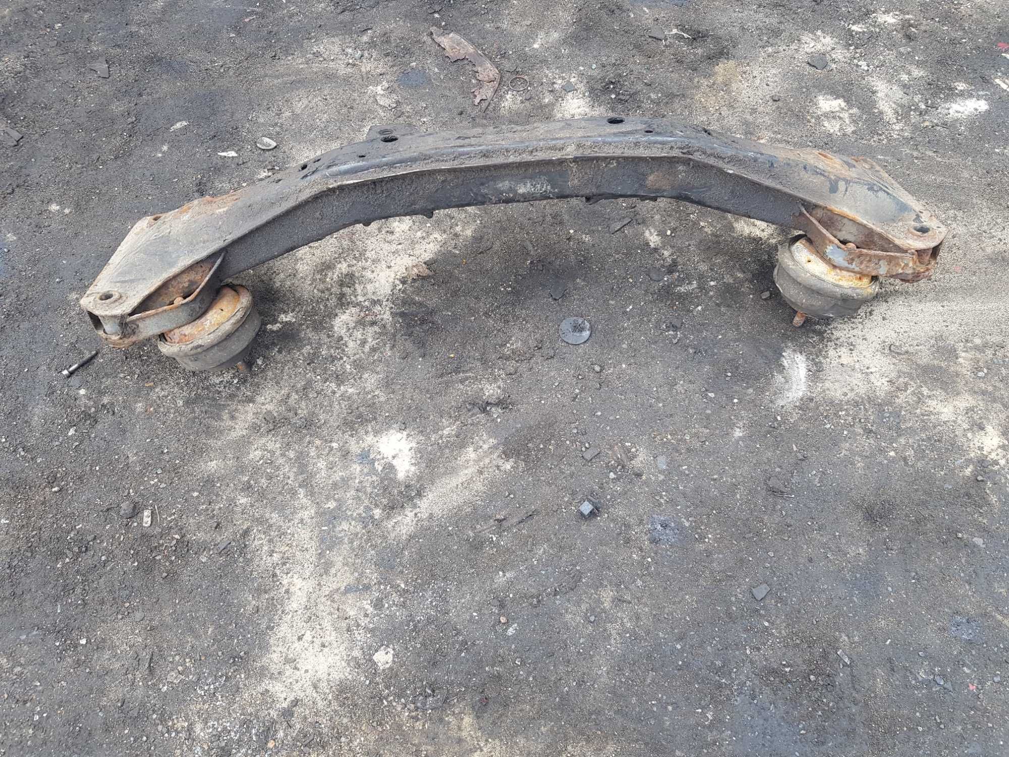 BMW E36 Sanki Wózek Belka Przód Przednie