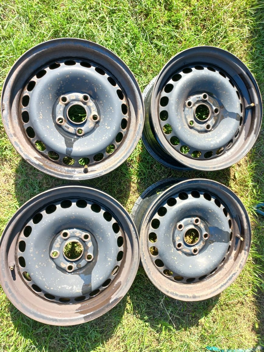 Stalówki Audi a4 b6 b7 R15 5x112 komolet