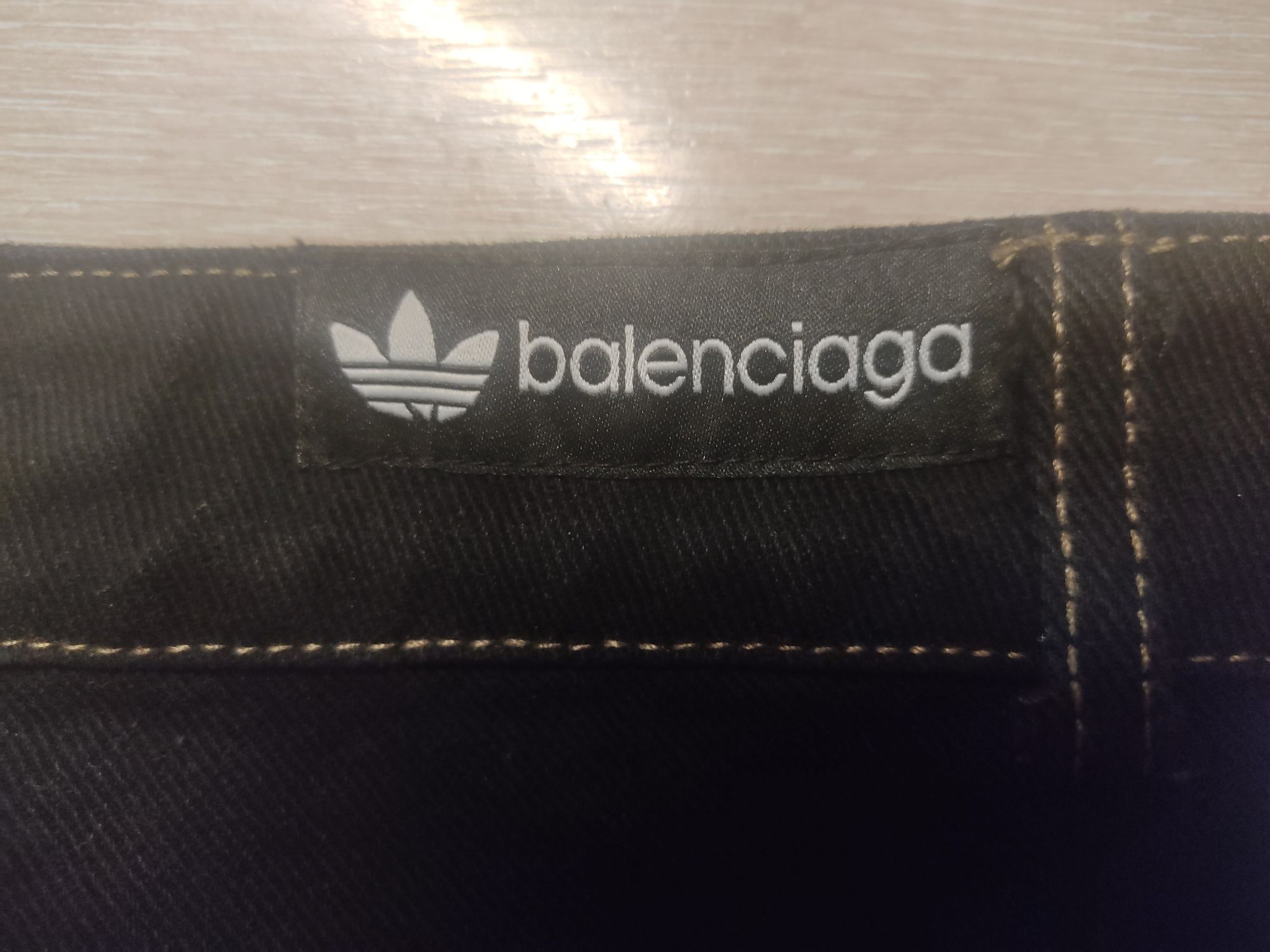 Шорти balenciaga adidas широкі