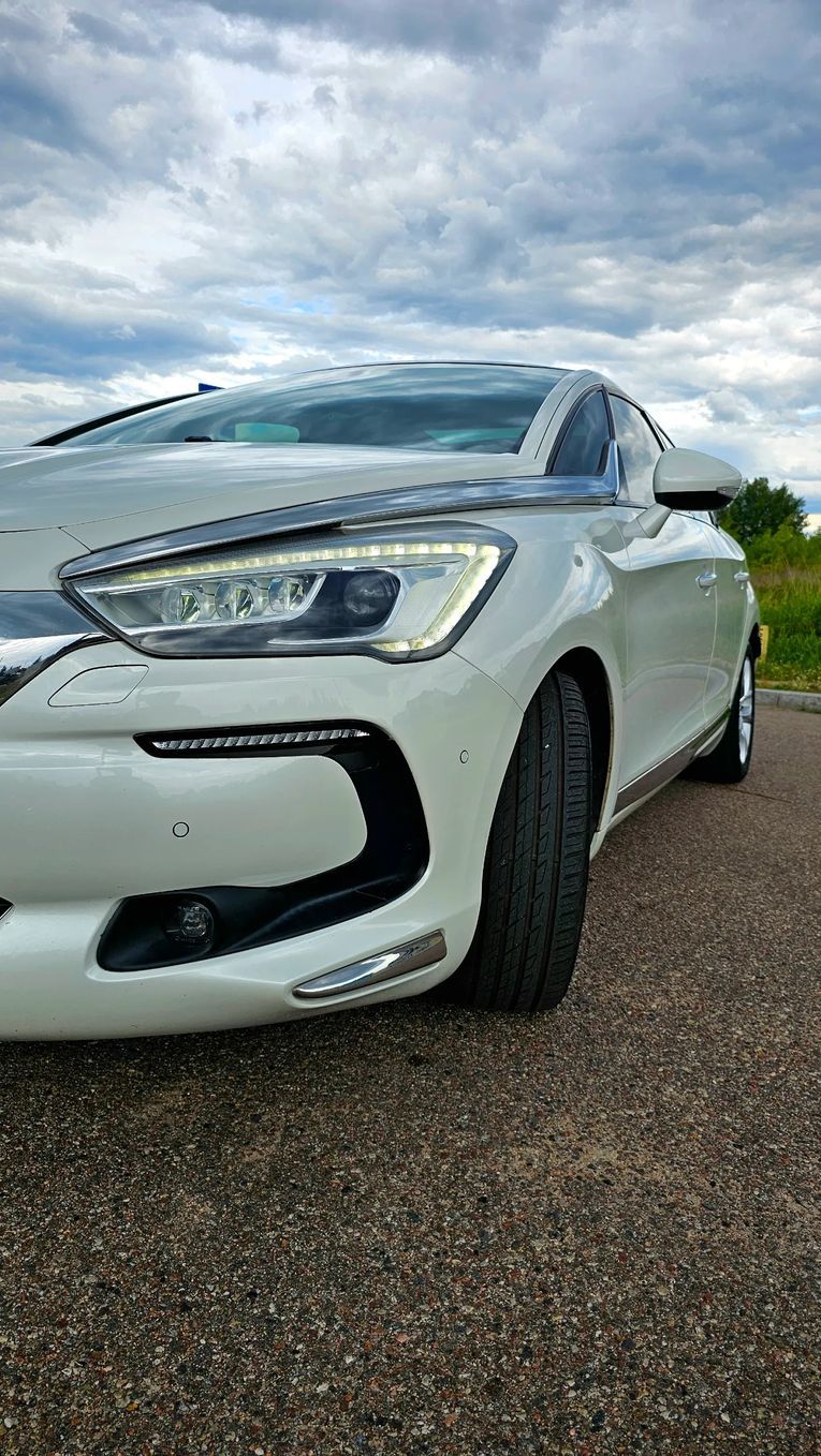 Citroën DS5 DS 5 HYBRID4 2.0 HDi 200 KM | 4x4 | Automat
