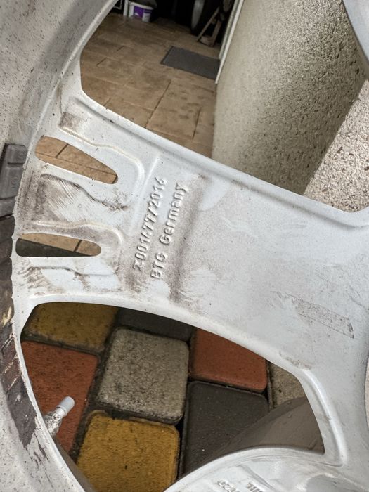 Оригинальные диски Audi Q7,Q8, E-tron, R21