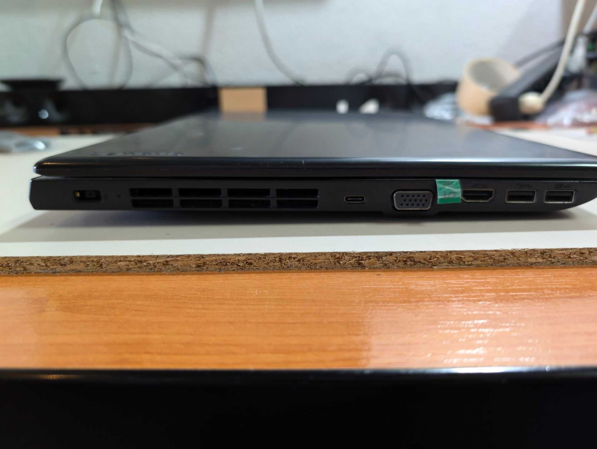 Portátil Lenovo ThinkPad E570