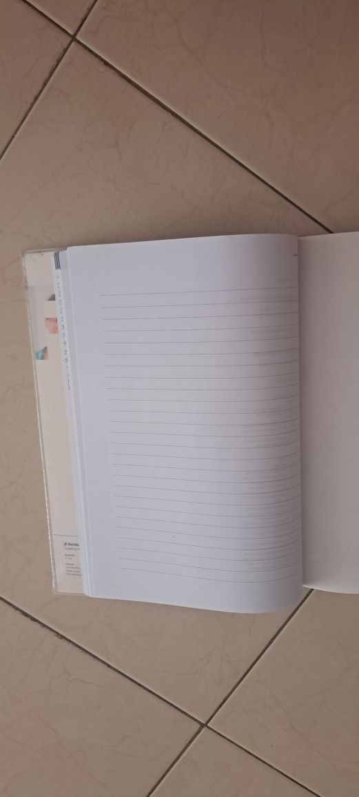Caderno de atividades de espanhol ¡A bordo! 9 ano Novo