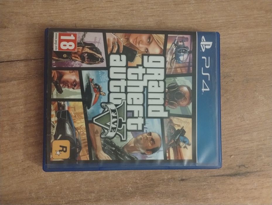 GTA 5 ps4 w dobrym stanie