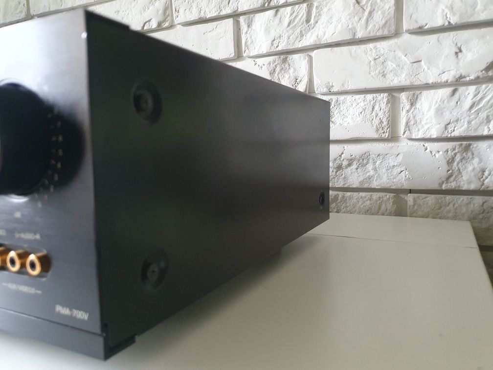 Wzmacniacz stereo DENON PMA-700V mocny JAPAN