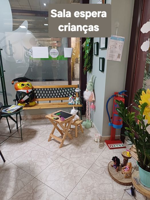 Subaluger secretária,sala reunião/formação, edp, net e publicidade