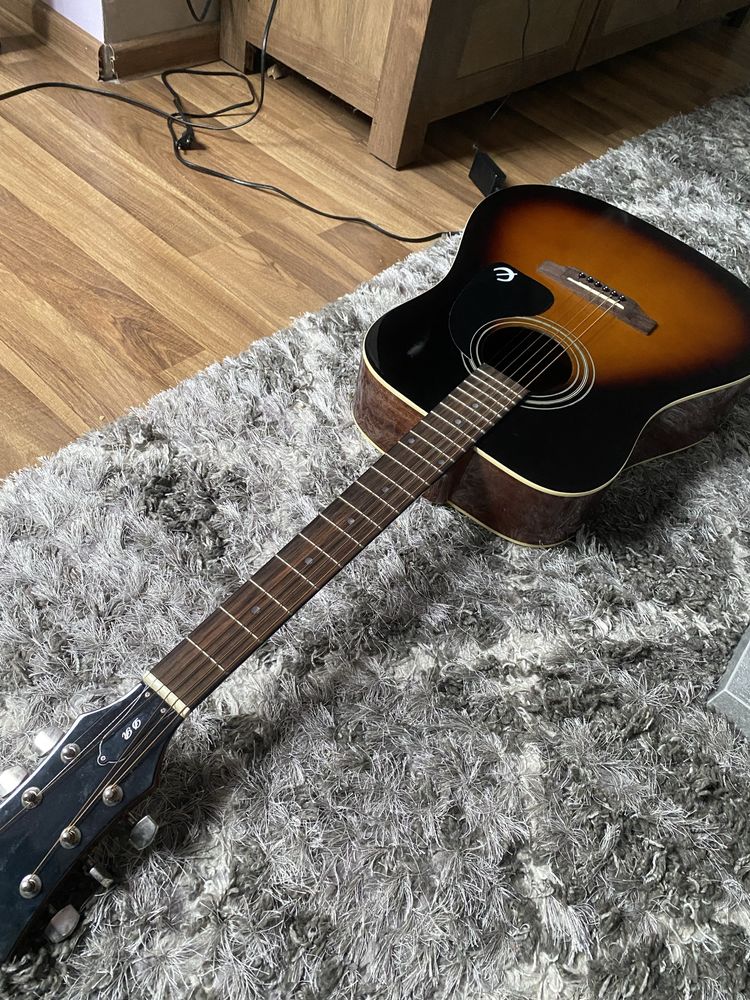 Epiphone Songmaker DR100 VS gitara akustyczna