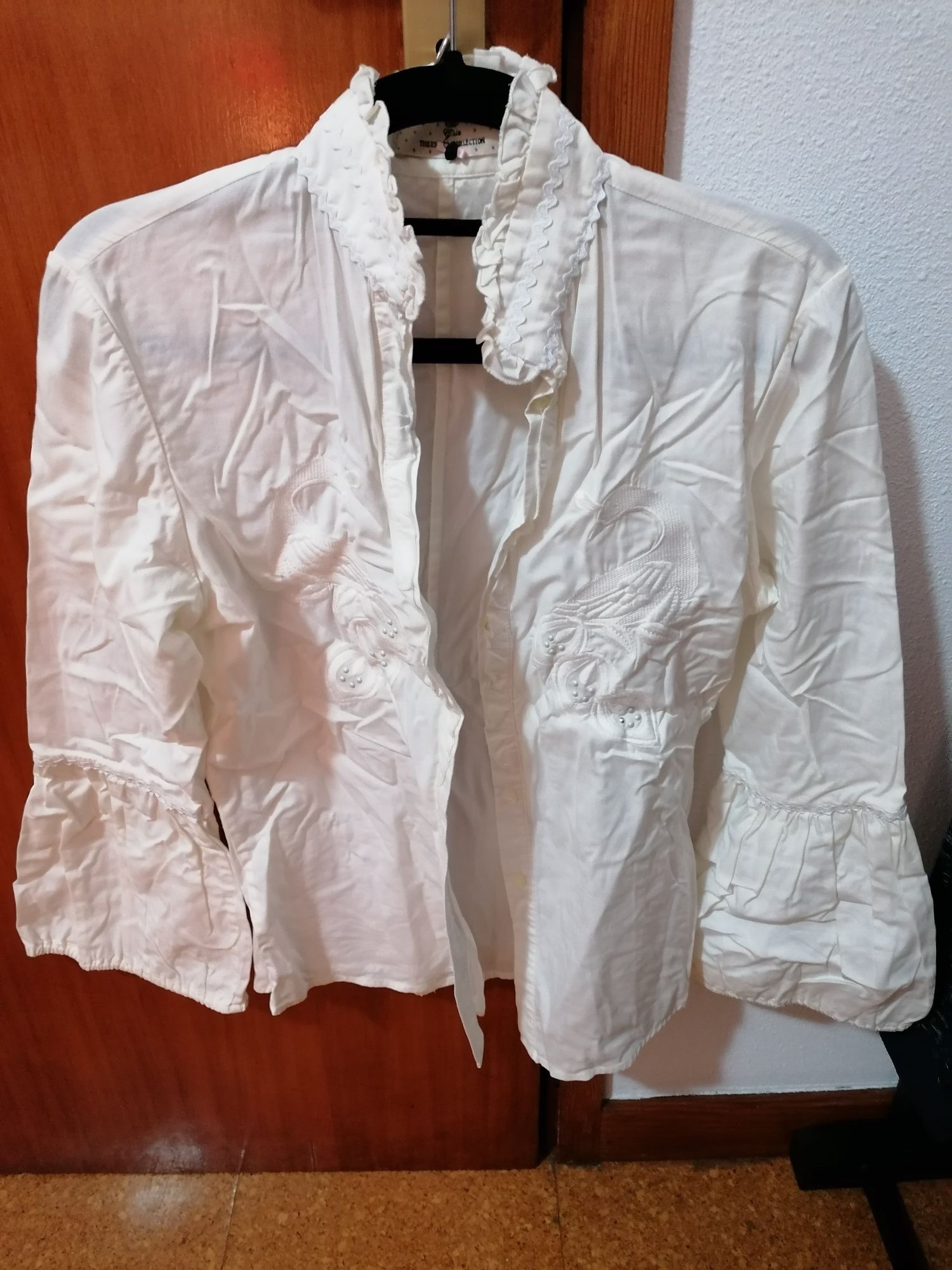 Camisas de marca de mulher