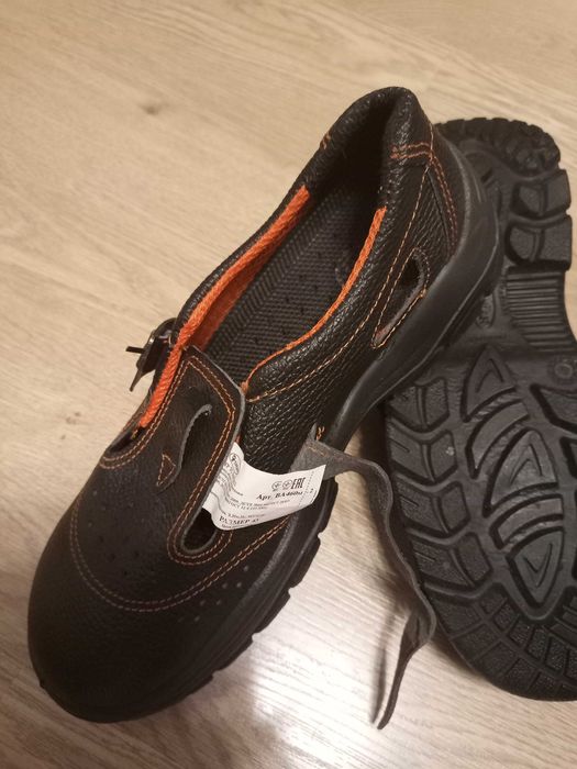 Продаю полуботинки