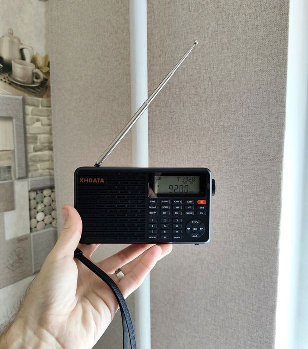 Радио XHDATA D 109 FM/AM/SW/LW  с МР3, Bluetooth, 18650 аккумулятор