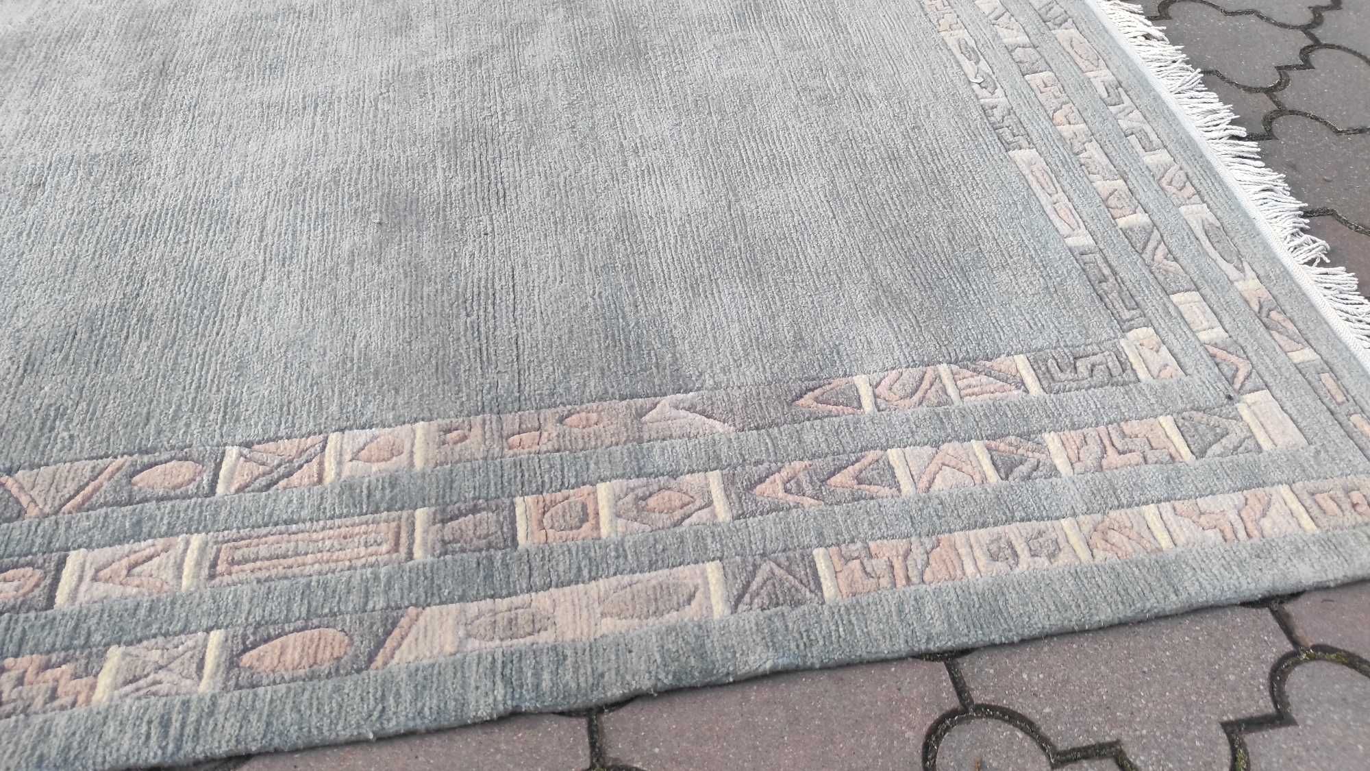 Duży dywan odbiór osobisty