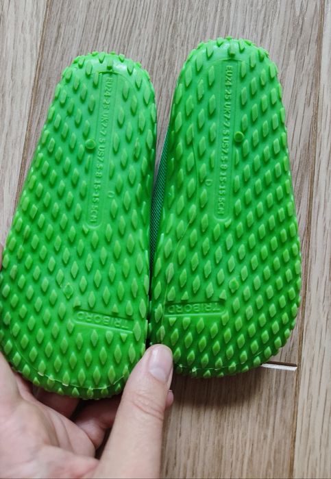 Buty do wody Decathlon 24-25