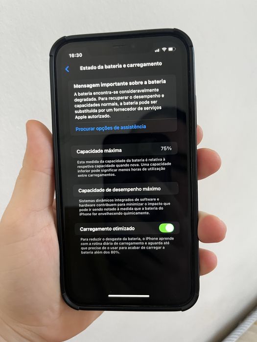 IPHONE 11 - branco 64 GB
