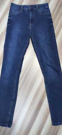 Spodnie jeans Bershka