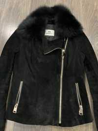 Жіноча замшева куртка Розмір S-M (38)/ Женская замшевая куртка черная