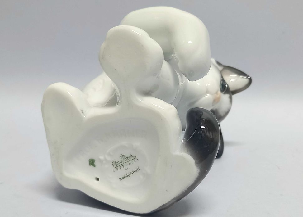 Kotek, figurka Rosenthal, proj. Theodor Kärner