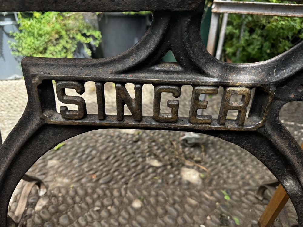 Maquina de costura Singer 29K1
