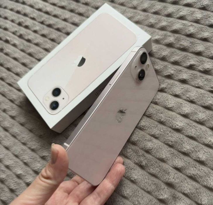 iPhone 13, 256 ГБ у подарунок чохли